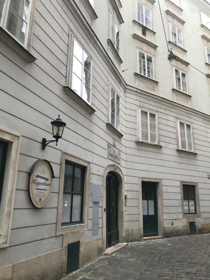 The Barts City Center - Self Check-In Wien Exteriör bild